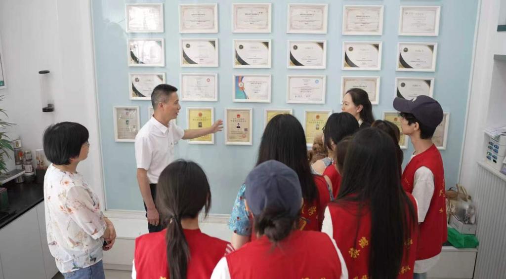 F6D2